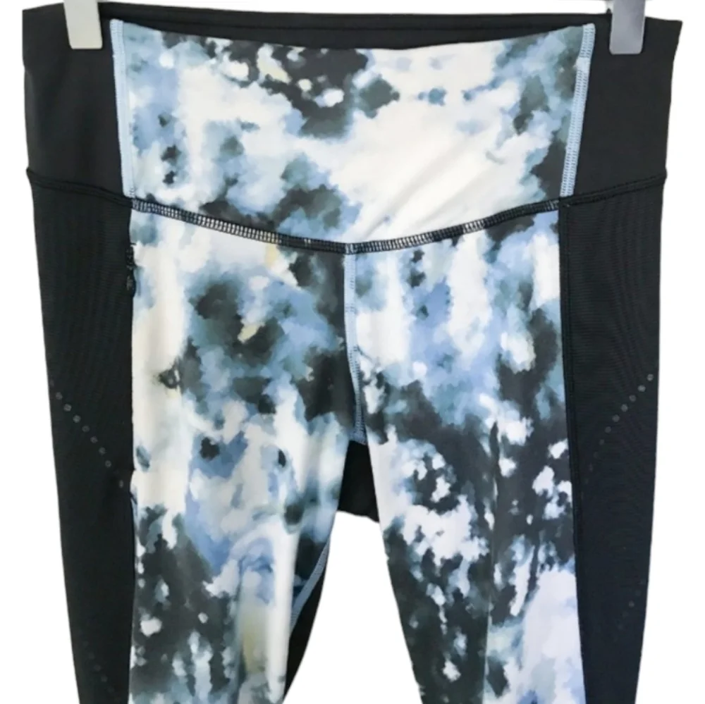 Lululemon‎ Stop At Nothing Crop Leggings Reflective Dot Mesh Ruched Zip Pockets